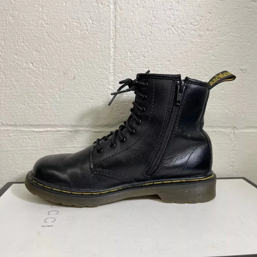 Dr. Martens Delaney AW004 Lace Up Zip Combat‎ Boot Junior Size US 3